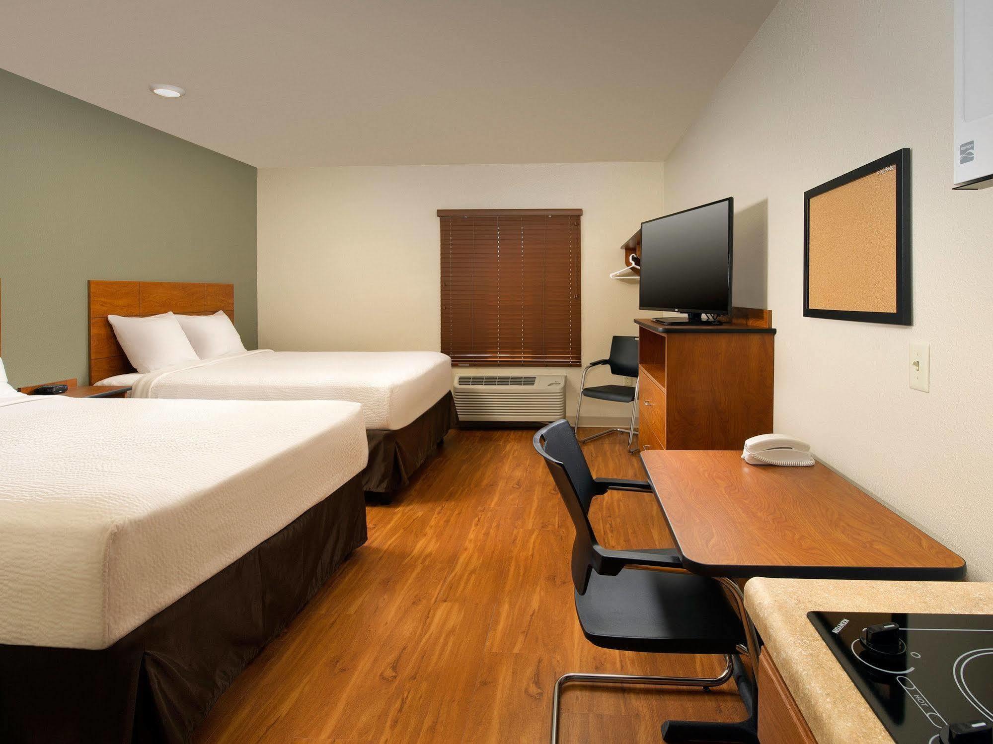 Woodspring Suites Akron Portage Lakes Экстерьер фото